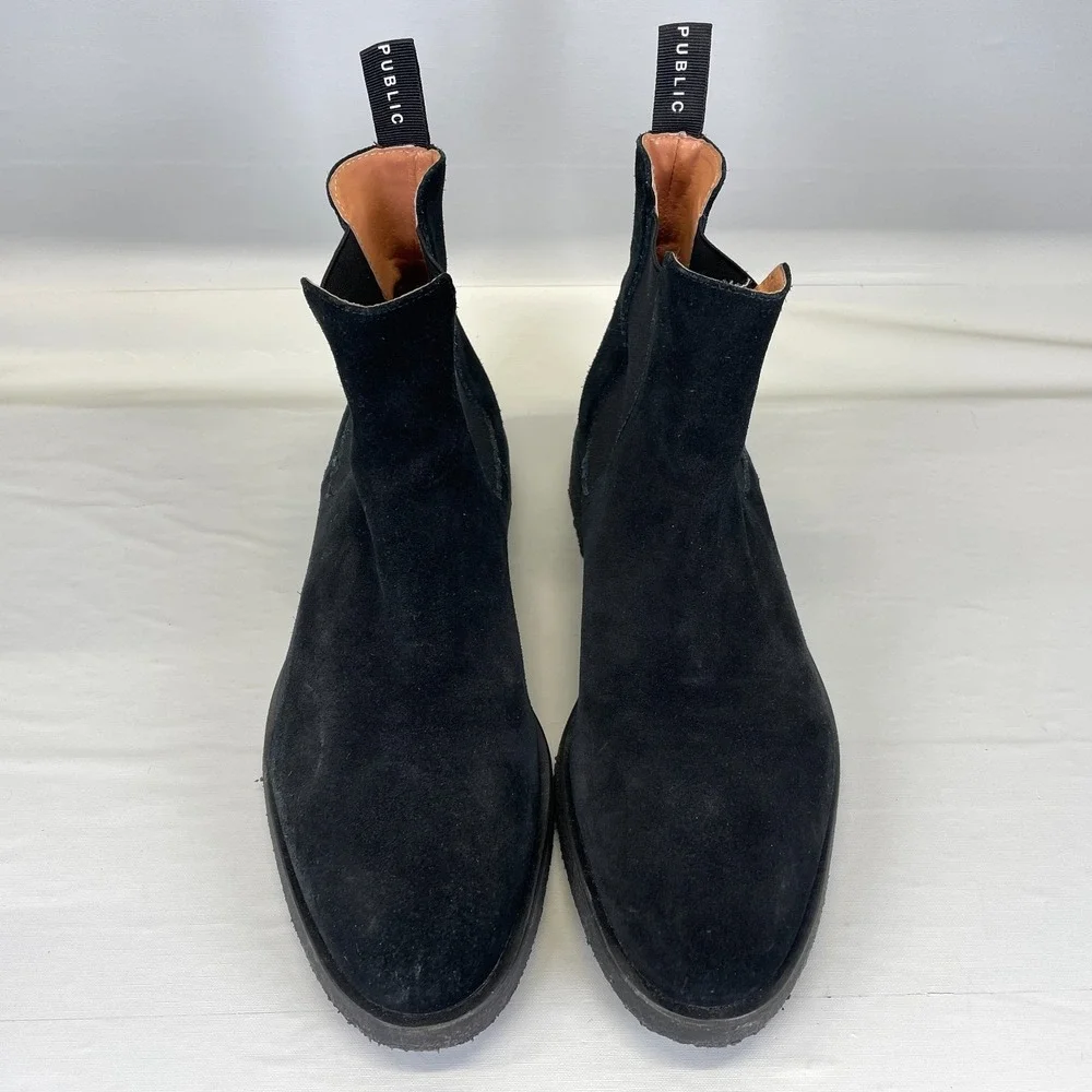 New Republic Chelsea Boots Mens Size 9 Black Suede Pull On Crepe Sole Shoes